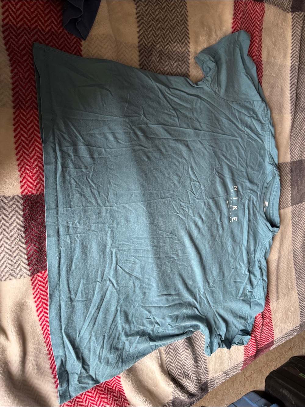 Nike oversized women’s Short-Sleeve Crew Tee — Teal